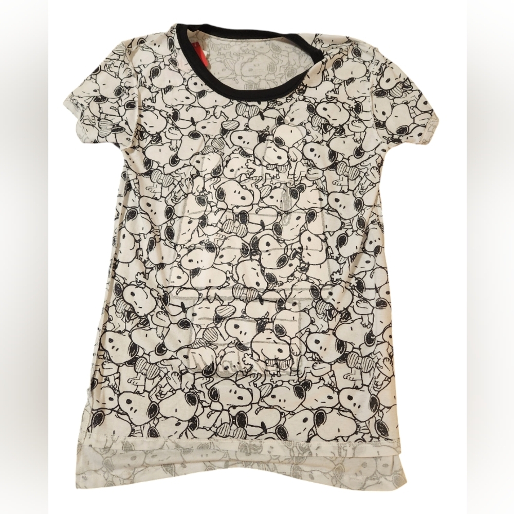 NWT Snoopy Reversible Shiry